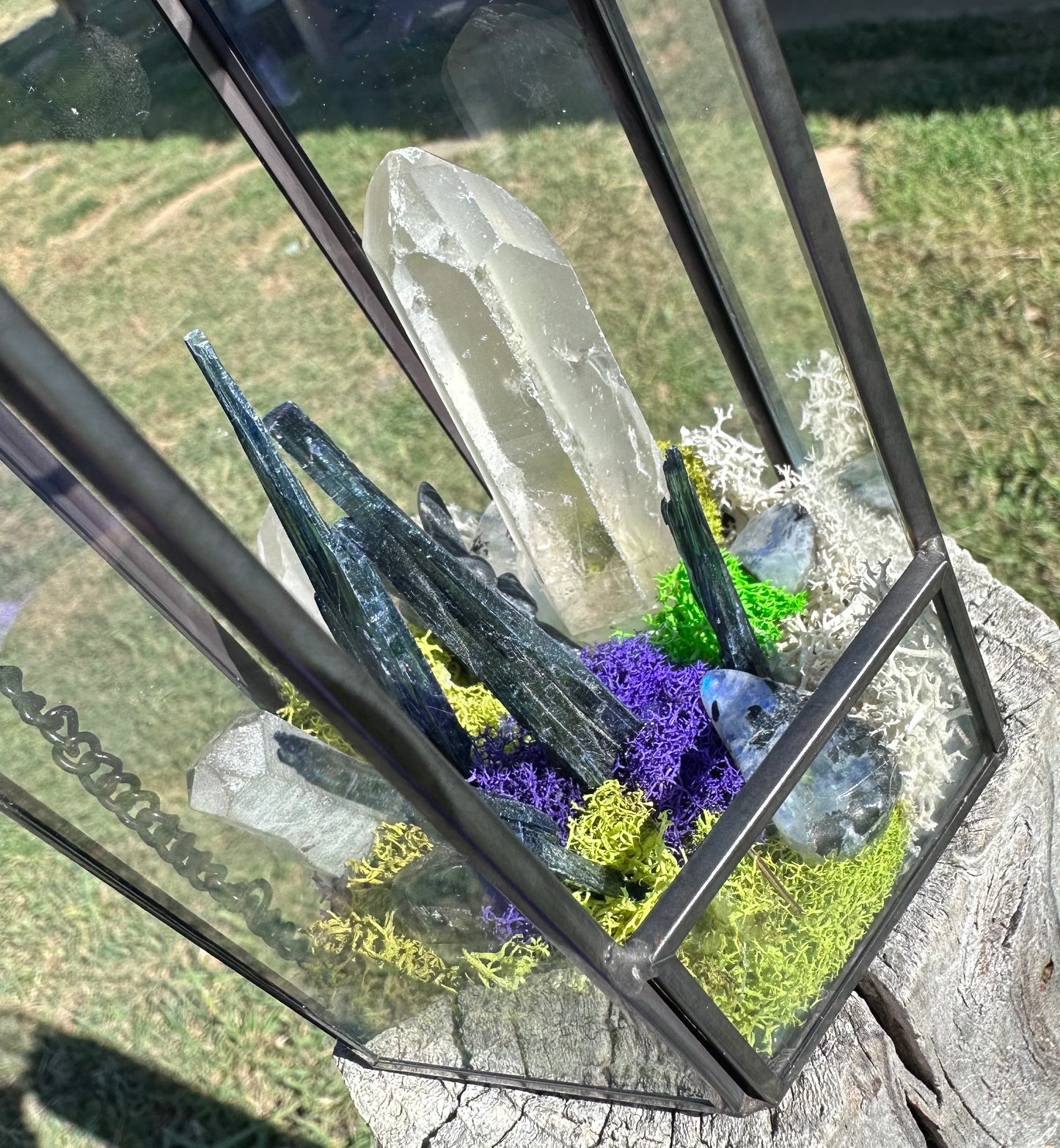 Vivianite, Quartz, Indian Moonstone terrarium