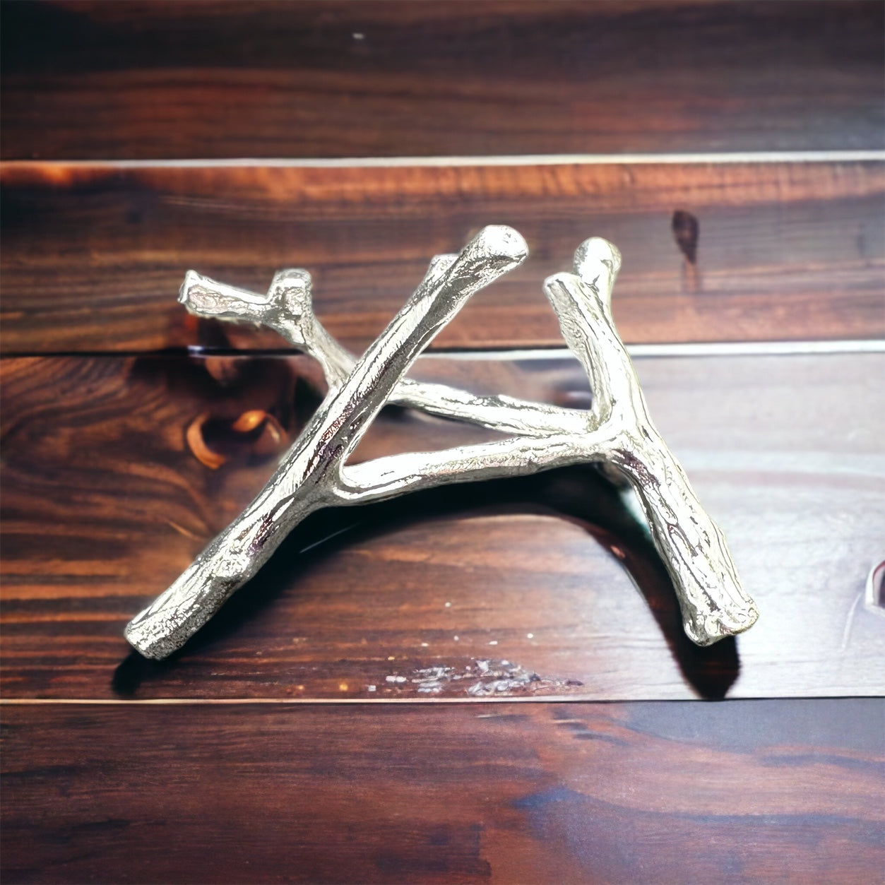 Silver stick sphere stand