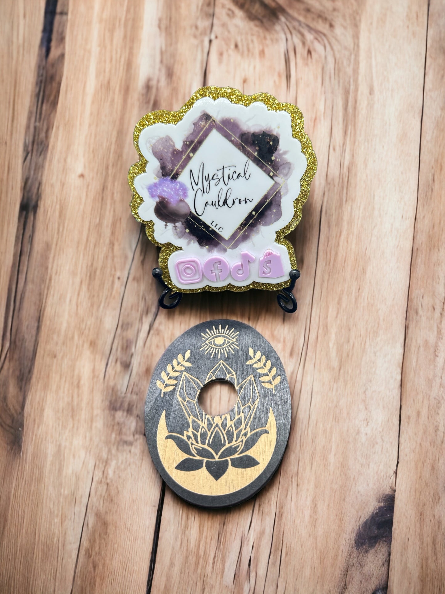 Lotus Crystal Sphere holder