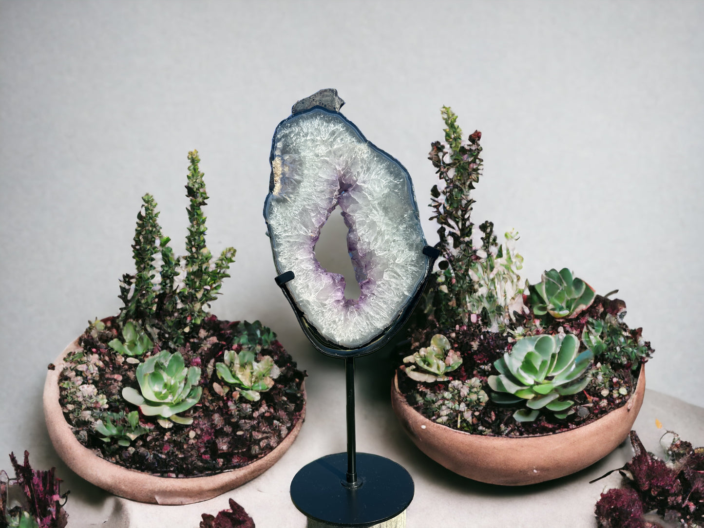 Amethyst portal on stand