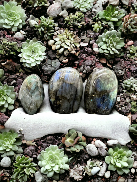 Labradorite Free Form